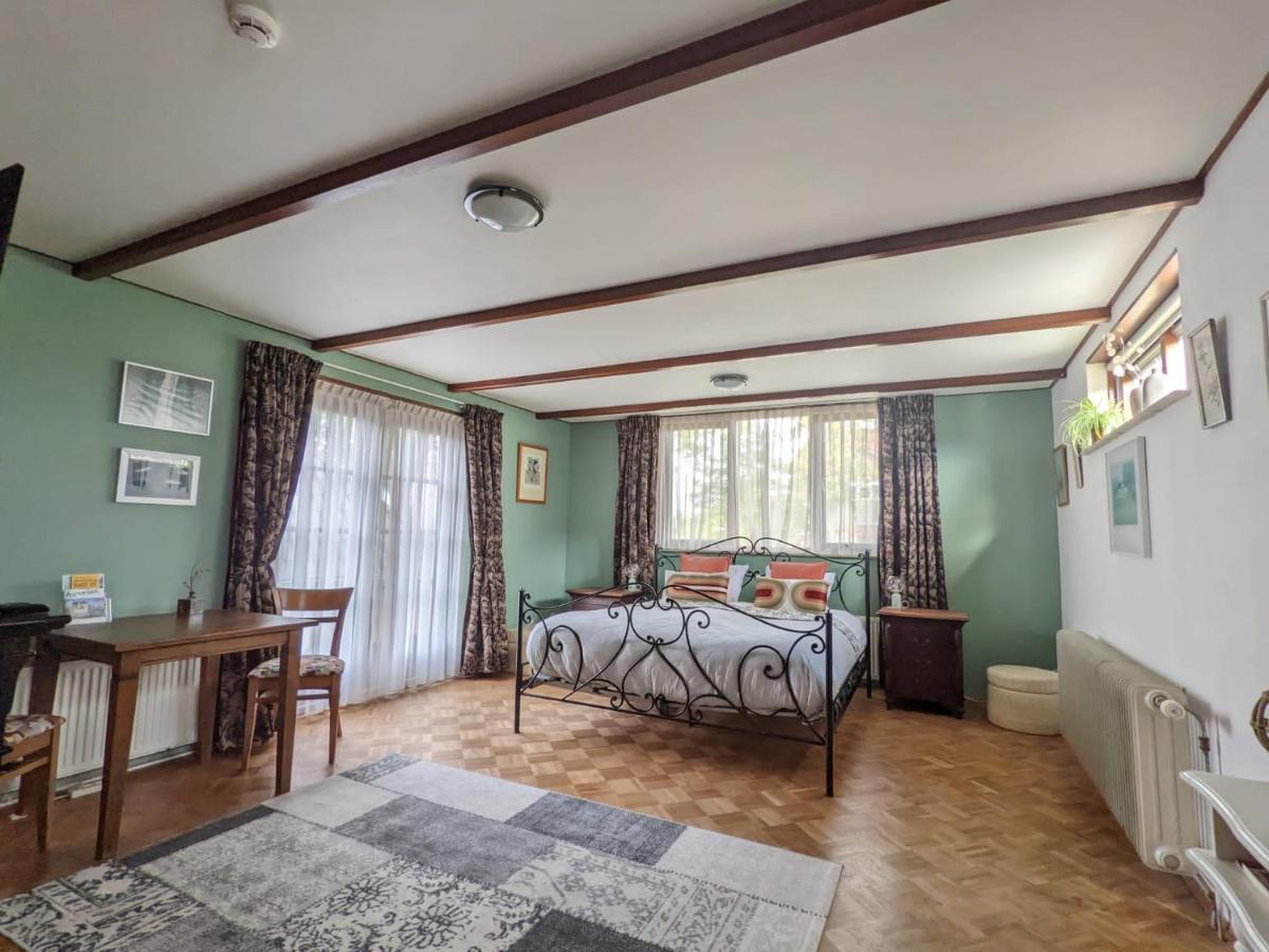 Hotel De Gravin Van Форден Екстериор снимка